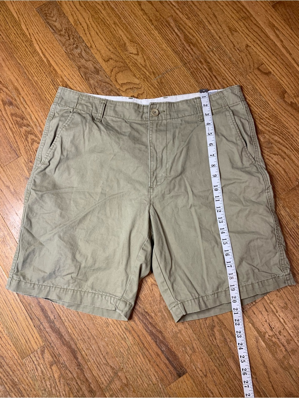 Old Navy Lived-In Straight Khaki Chino Shorts Mens Size 36 Tan - Picture 5 of 8